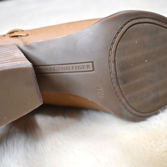 Tommy Hilfiger Brown Stacked Heel Ankle Boots Women’s 9.5 Almond Toe Zip - Picture 11 of 12